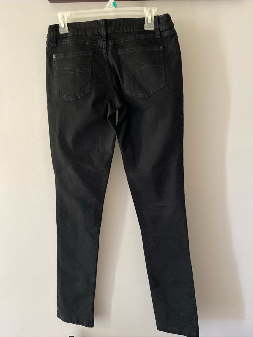 Black Women's Slim Fit Jeans
